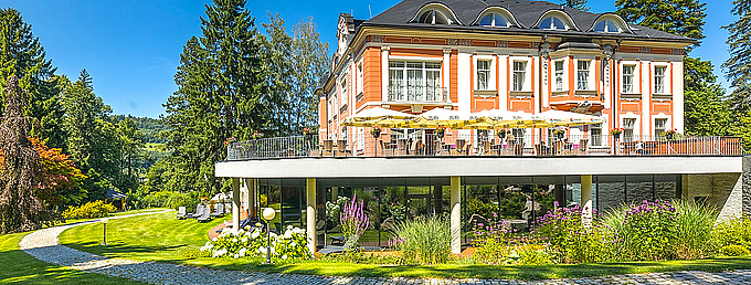 Wellness & Spa hotel Villa REGENHART